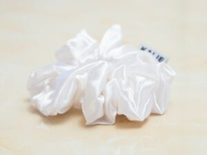 Queen Scrunchie Blanc Kalie